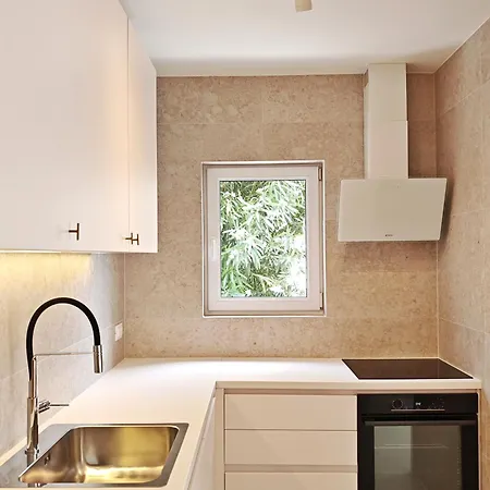 Melani Hvar Apartment *